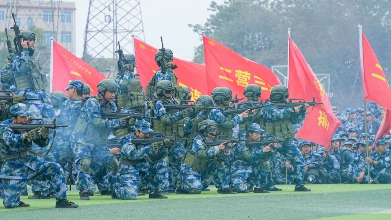2024級新生軍訓總結(jié)表彰大會